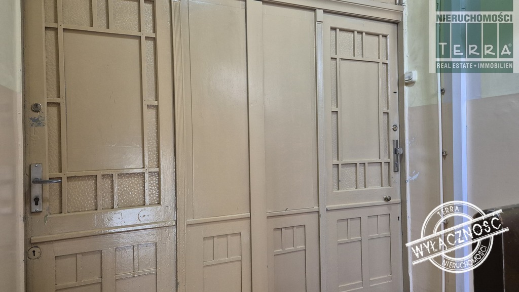 Piękny lokal w kamienicy. (6)