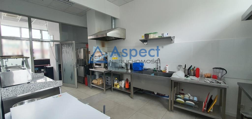 Lokal wynajem, 218m2, Pomorzany (17)