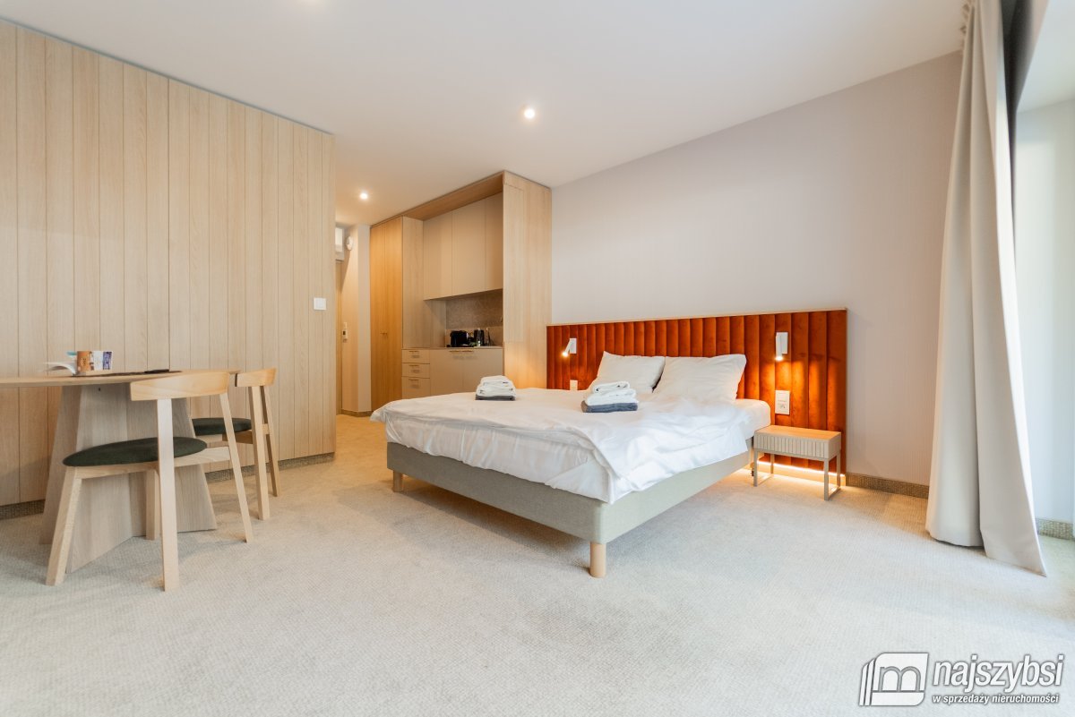 Łukęcin - Nowoczesny Apartament z Basenem (11)