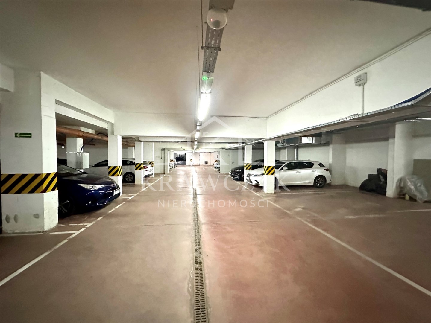 Bezrzecze 2012r Ip. 3pok. taras, garaż (14)