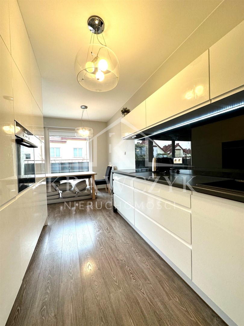 Bezrzecze 2012r Ip. 3pok. taras, garaż (5)