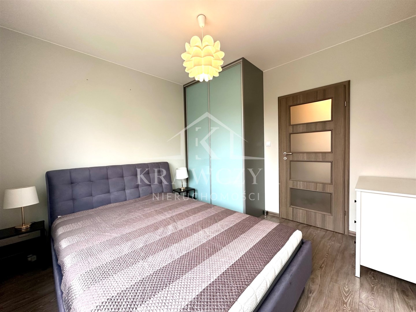 Bezrzecze 2012r Ip. 3pok. taras, garaż (9)