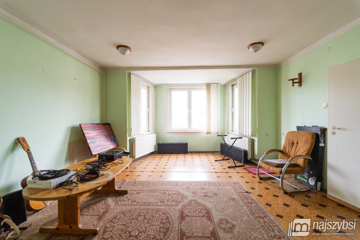 Nowogard - budynek biurowo-magazynowo-mieszkalny + (13)