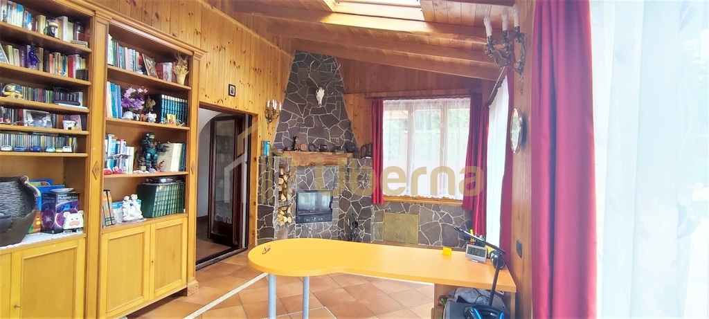 Rezydencja w  Gerano, 40 km od Rzymu, sprzedaż. (13)