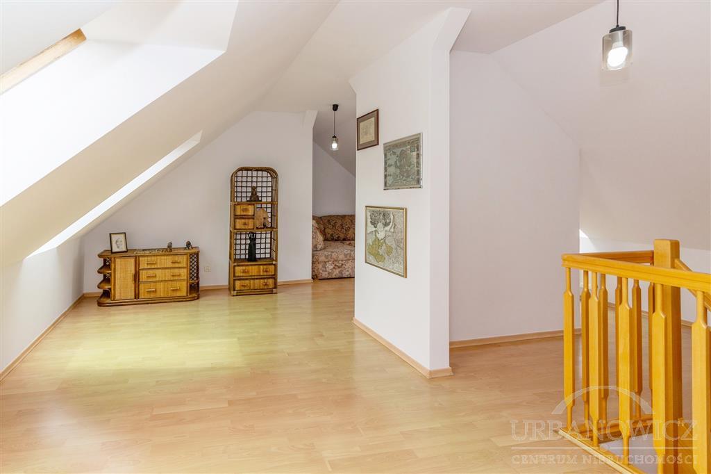 Głowackiego, 2 balkony. (15)