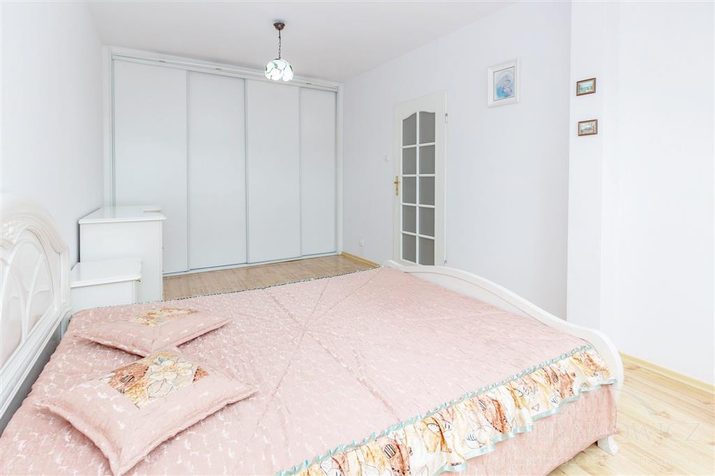 Głowackiego, 2 balkony. (3)