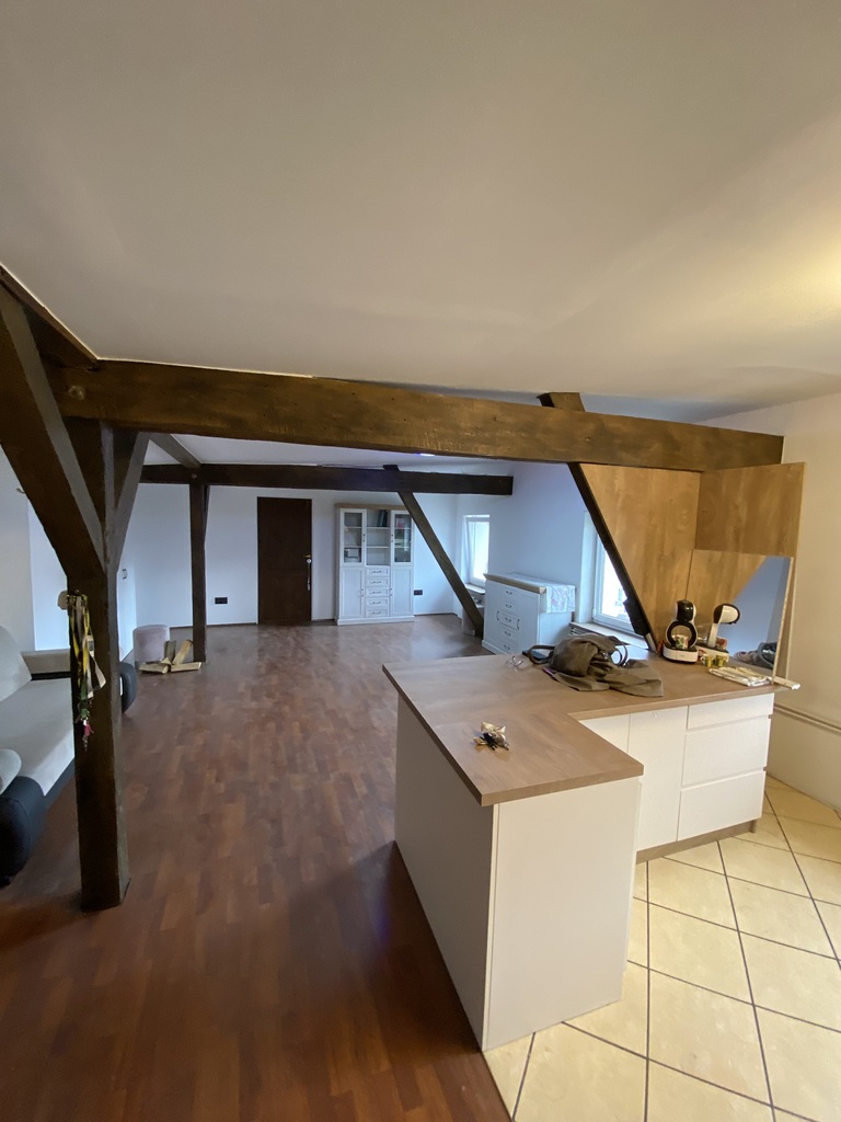 Poddasze w centrum miasta. (2)