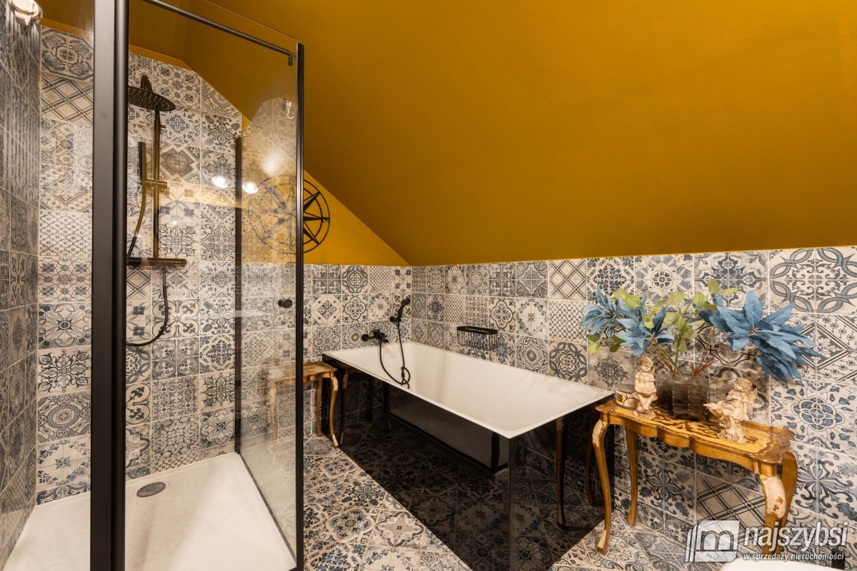 Świdwin- piękna willa w centrum miasta (11)