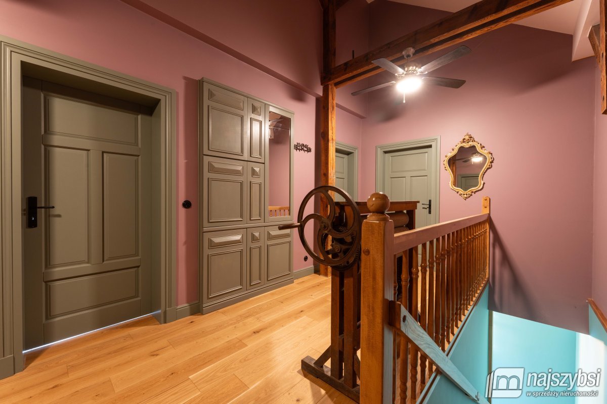 Świdwin- piękna willa w centrum miasta (13)