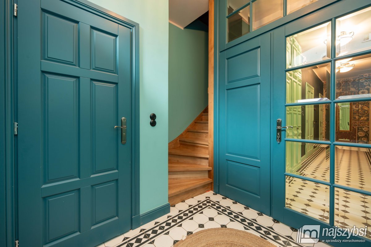 Świdwin- piękna willa w centrum miasta (15)