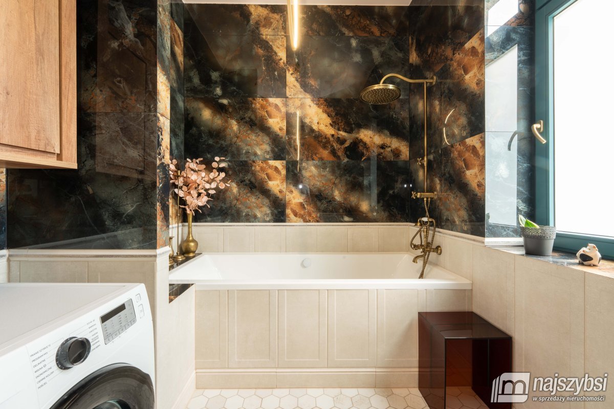 Świdwin- piękna willa w centrum miasta (19)