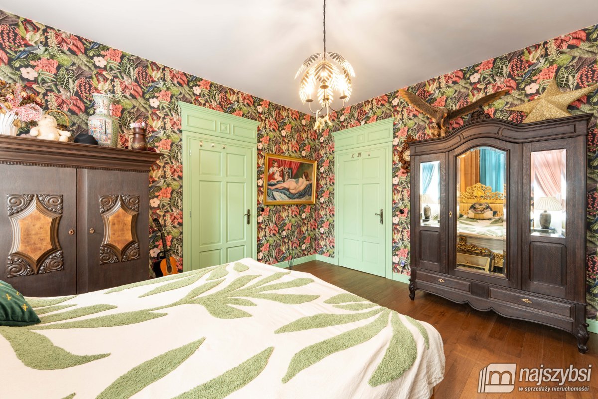 Świdwin- piękna willa w centrum miasta (21)