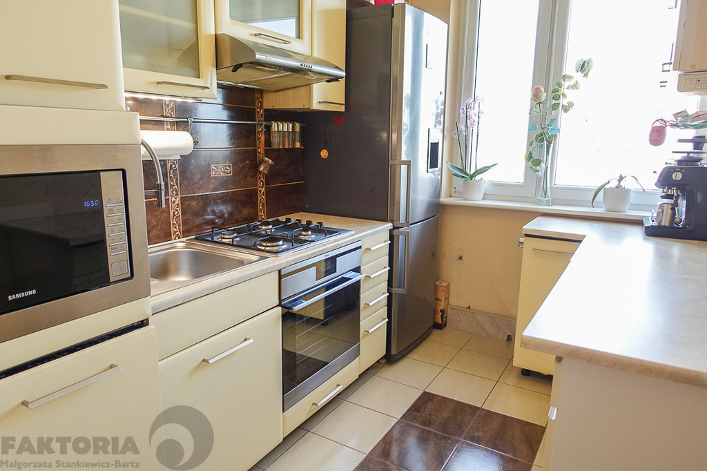 Os.Przyjaźni 3 pok 53,5m2+4m2, fantastyczny widok (11)