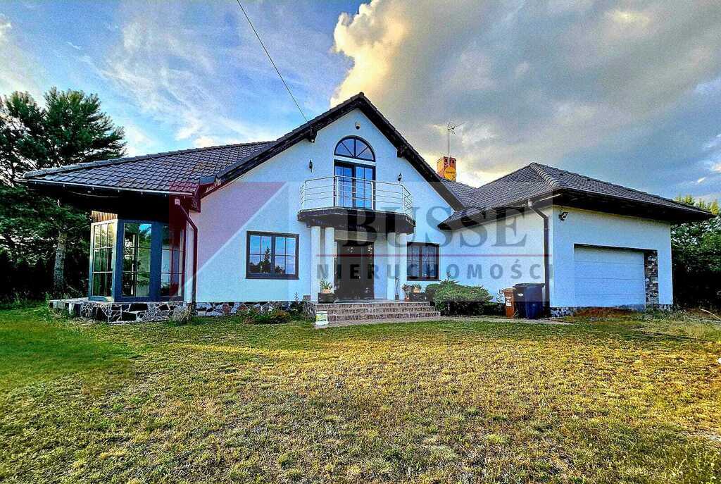 Dom w Tanowie z dużą działką i basenem!!! (1)