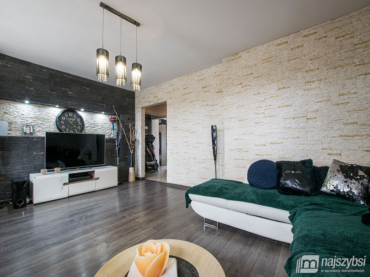 Świnoujście - mieszkanie z garażem i działką (1)