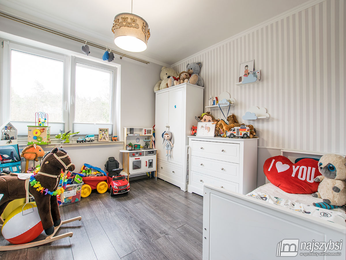 Świnoujście - mieszkanie z garażem i działką (5)