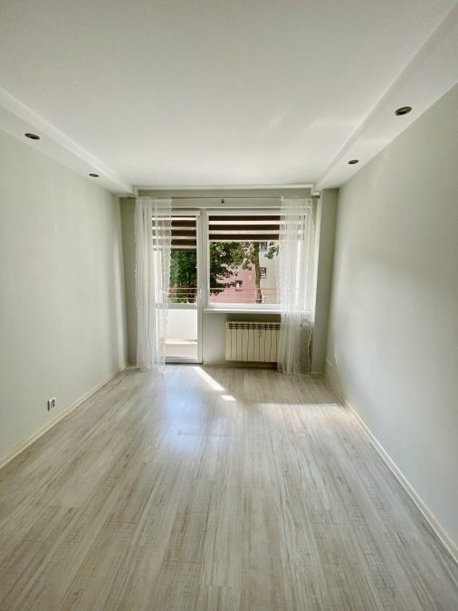 2 pokoje Stare Miasto 1 piętro-balkon (6)