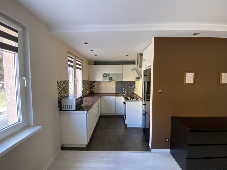 2 pokoje Stare Miasto 1 piętro-balkon (1)