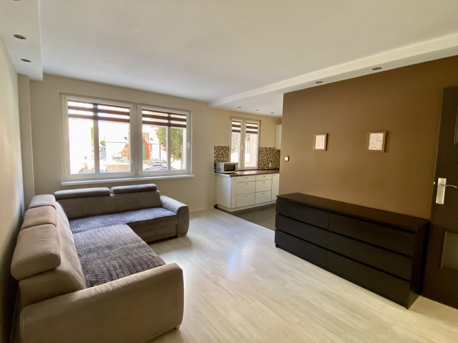 2 pokoje Stare Miasto 1 piętro-balkon (3)