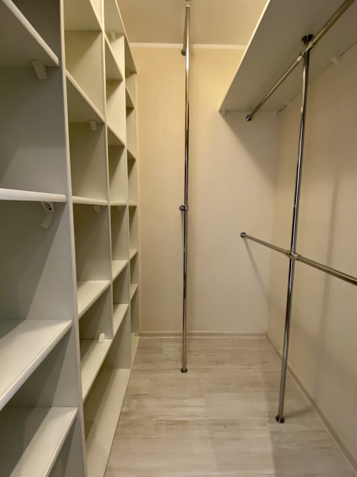 2 pokoje Stare Miasto 1 piętro-balkon (9)