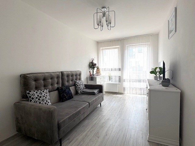 3 POKOJE,  I PIĘTRO, BALKON,  WINDA (5)