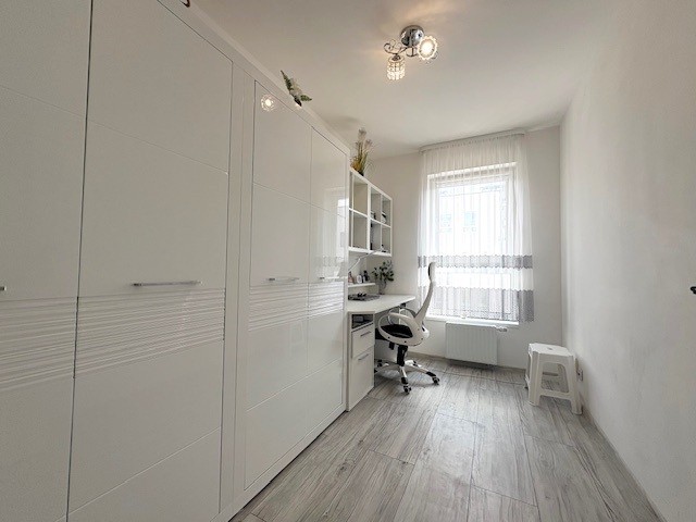 3 POKOJE,  I PIĘTRO, BALKON,  WINDA (8)