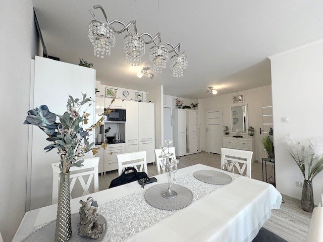 3 POKOJE,  I PIĘTRO, BALKON,  WINDA (3)