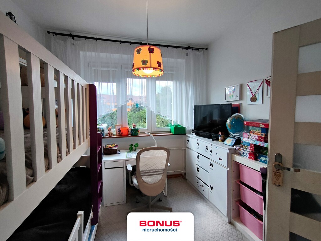 Mieszkanie z loggią i zielonym podwórzem (11)