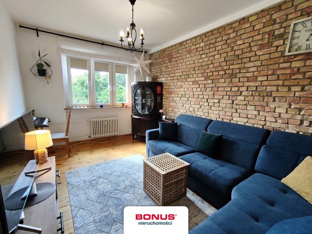 Mieszkanie z loggią i zielonym podwórzem (13)