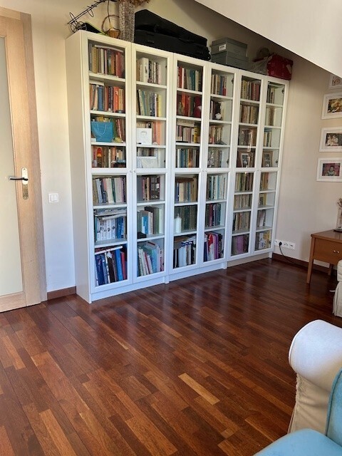 komfortowy dom na zamkniętym osiedlu-przy lesie (26)