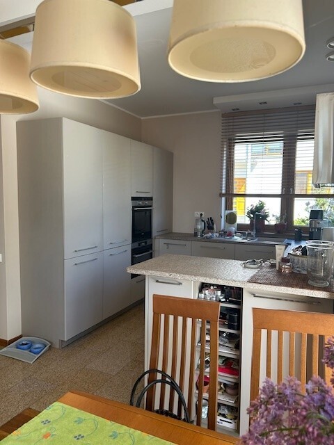 komfortowy dom na zamkniętym osiedlu-przy lesie (8)