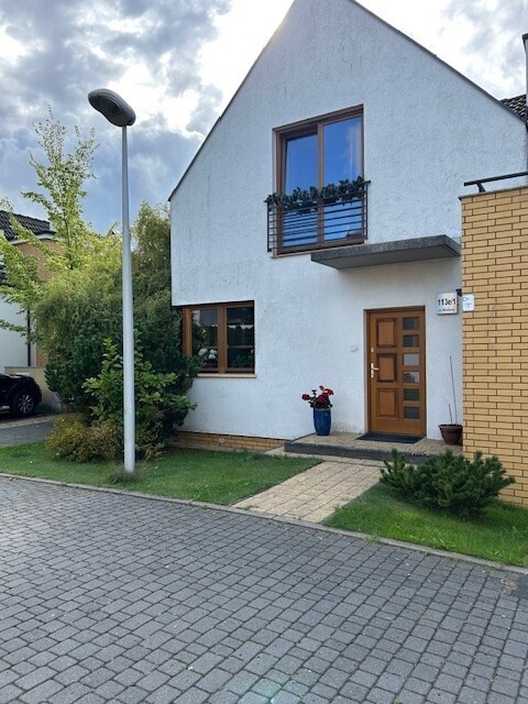 komfortowy dom na zamkniętym osiedlu-przy lesie (30)