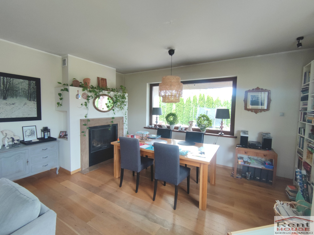 Dom wolnostojący, garaż, cicha uliczka (3)