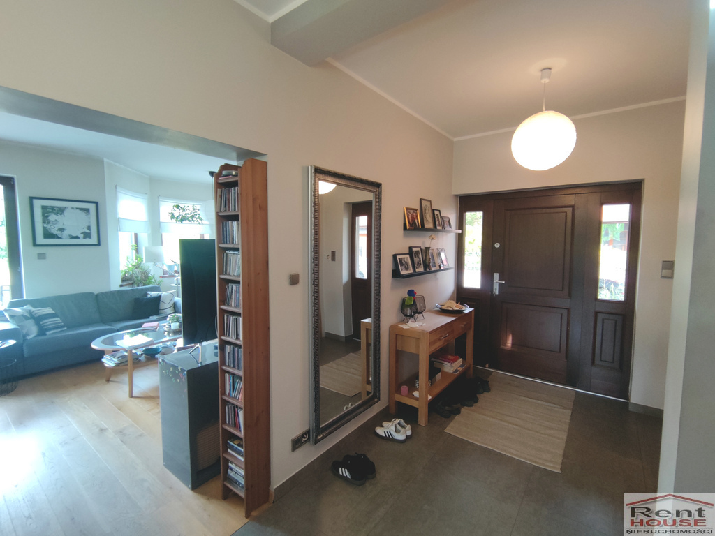 Dom wolnostojący, garaż, cicha uliczka (13)