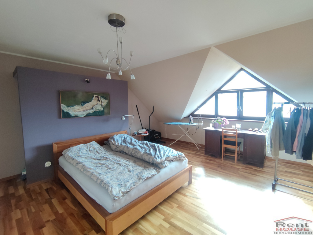 Dom wolnostojący, garaż, cicha uliczka (17)