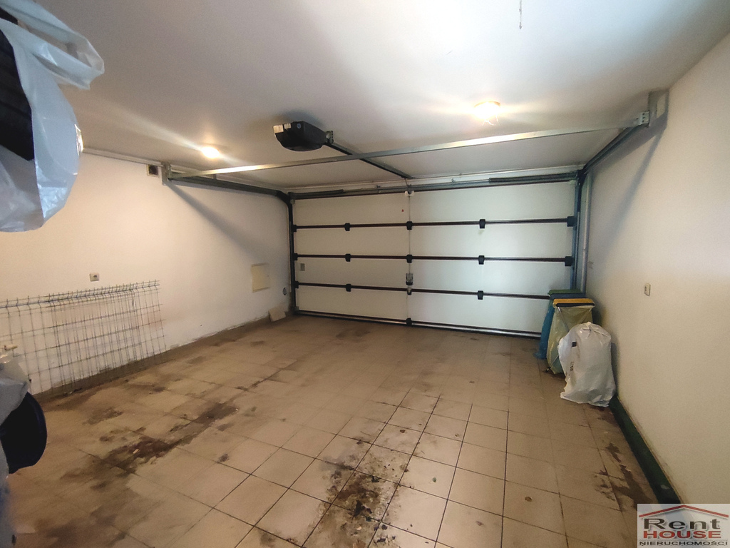 Dom wolnostojący, garaż, cicha uliczka (9)