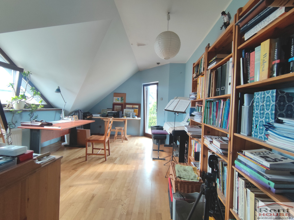 Dom wolnostojący, garaż, cicha uliczka (18)