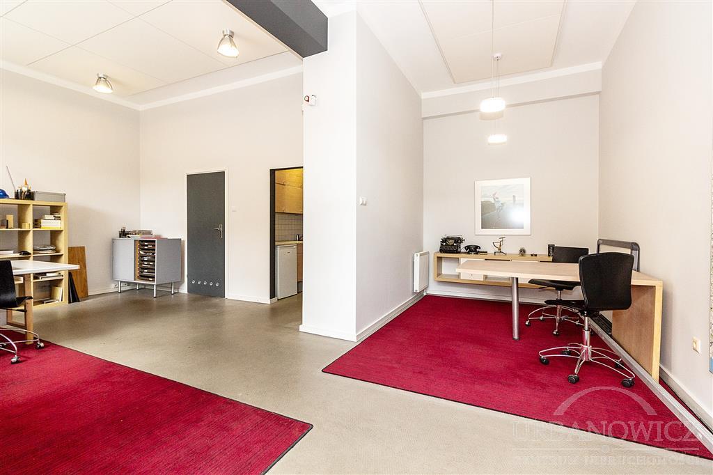 Centrum lokal biurowo - usługowy do wynajęcia. (6)