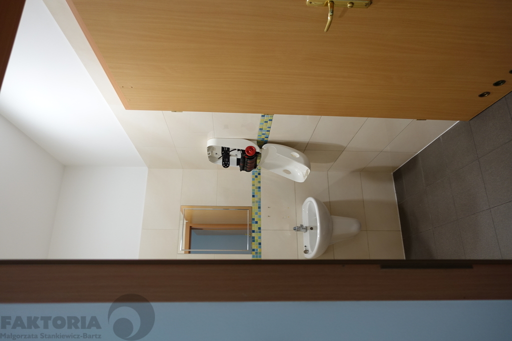 Hala 2278 m2 + biura 414 m2 (14)