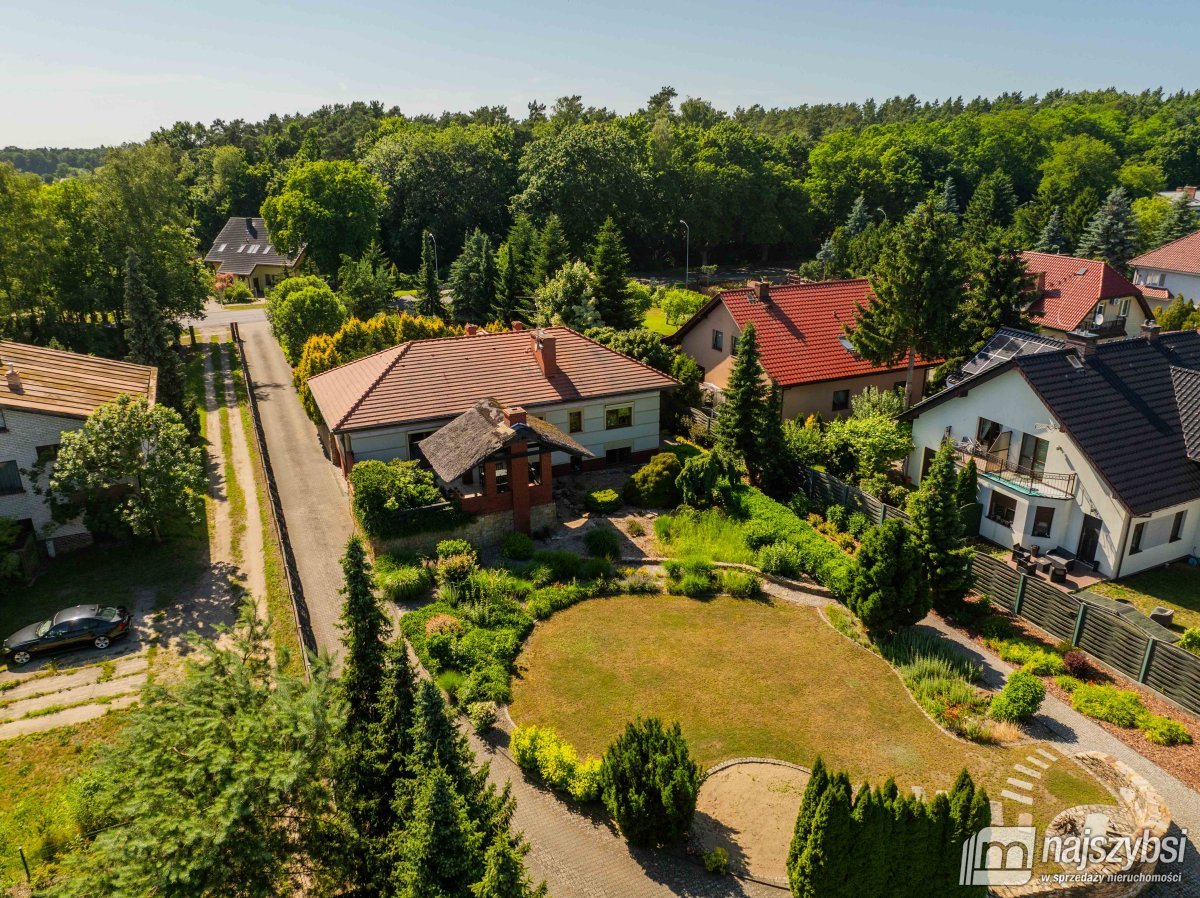 Goleniów- stylowa rezydencja z potencjałem inwesty (16)