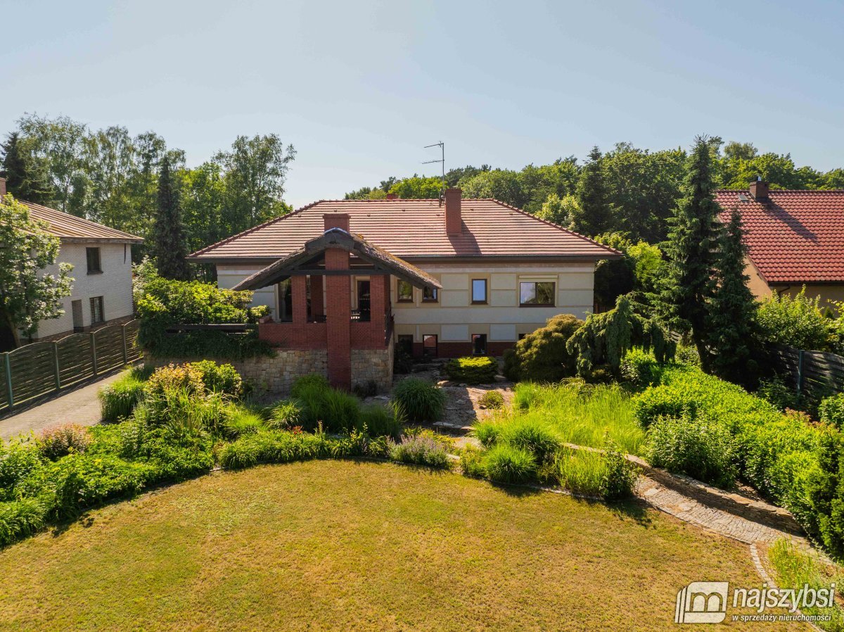 Goleniów- stylowa rezydencja z potencjałem inwesty (17)