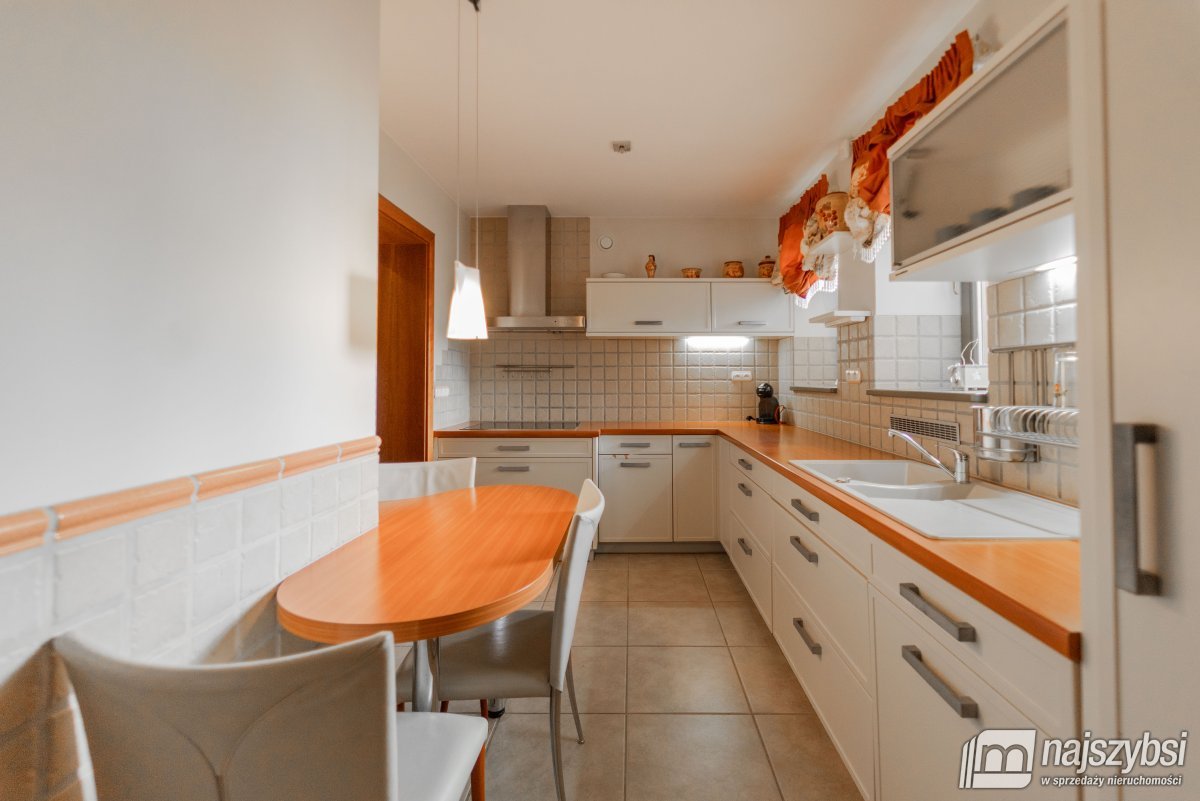 Goleniów- stylowa rezydencja z potencjałem inwesty (20)