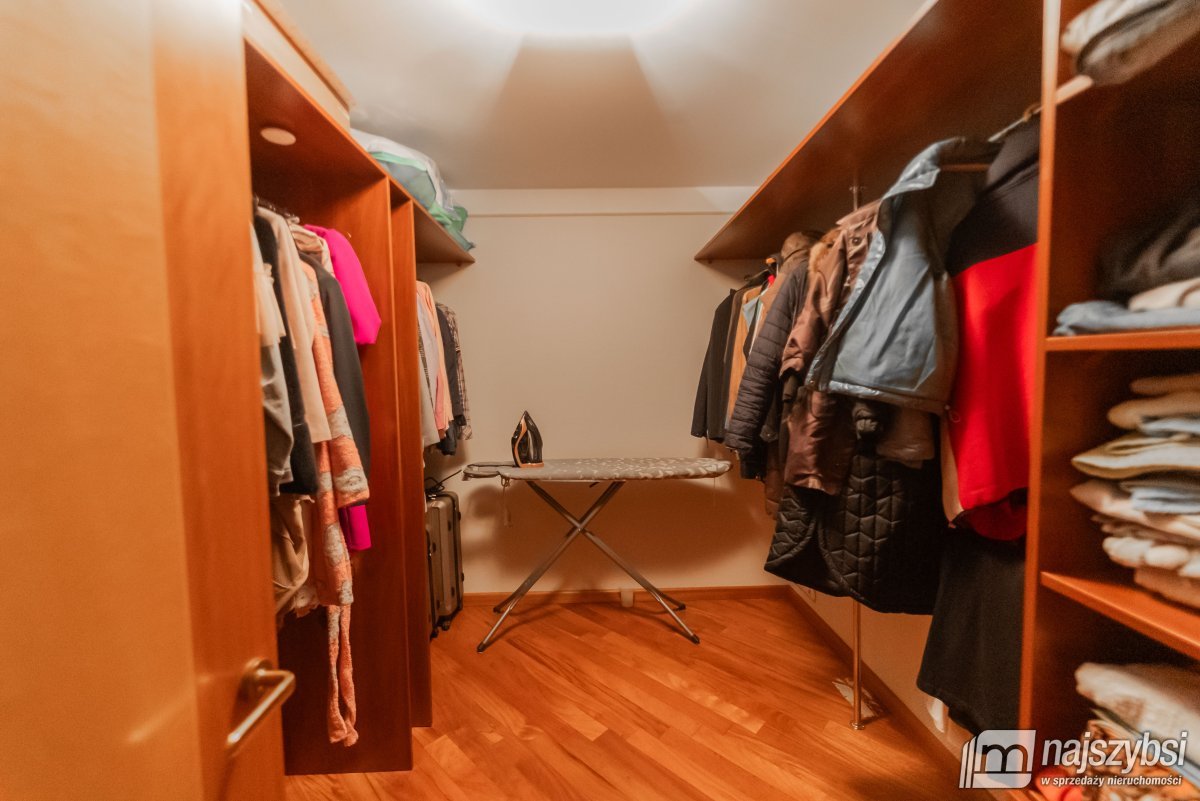 Goleniów- stylowa rezydencja z potencjałem inwesty (27)