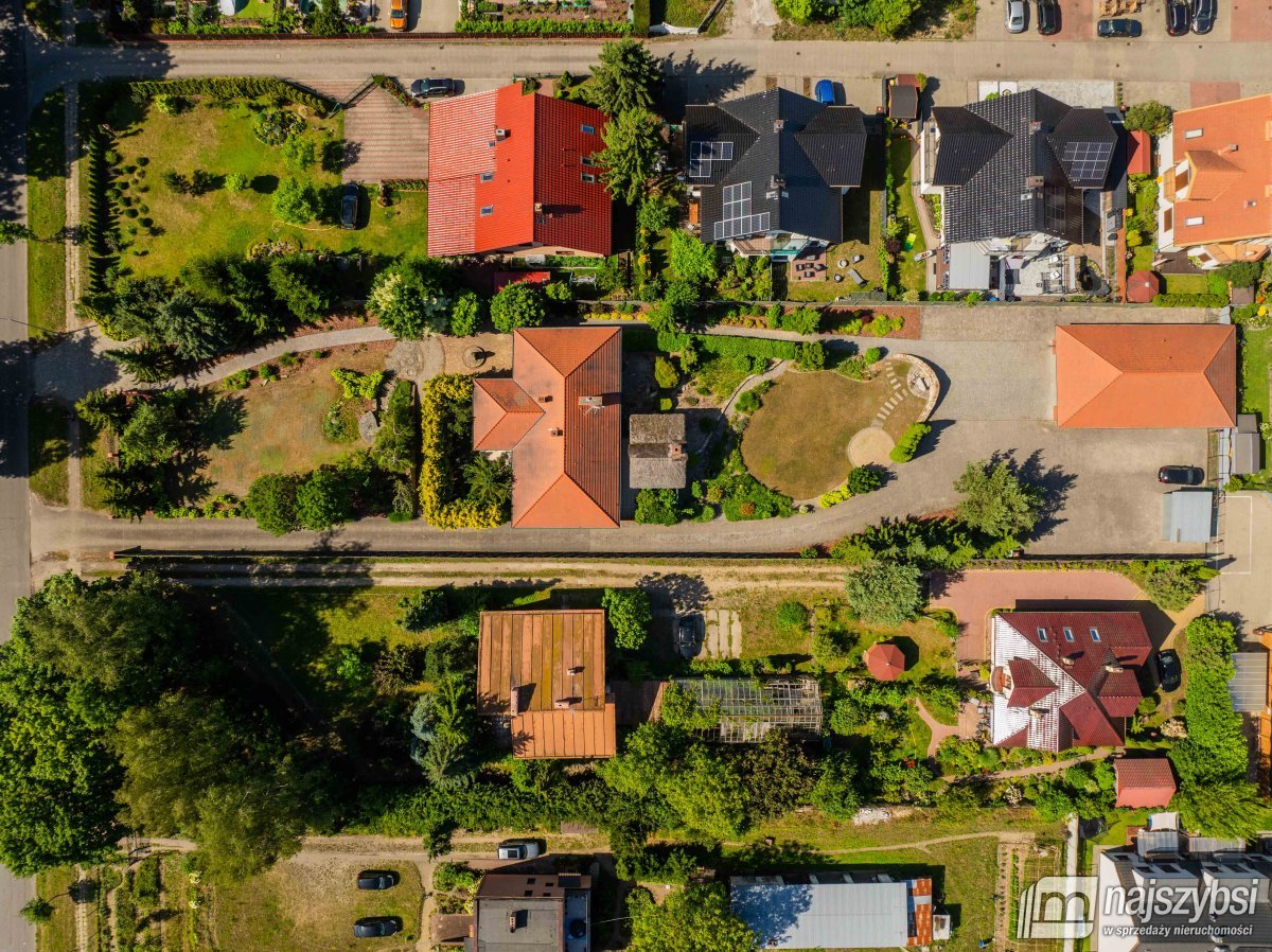 Goleniów- stylowa rezydencja z potencjałem inwesty (29)