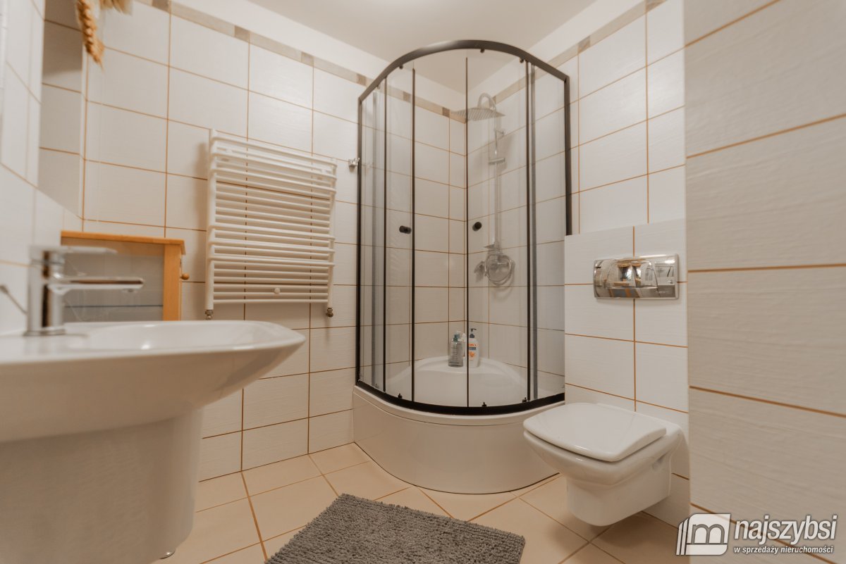 Goleniów- stylowa rezydencja z potencjałem inwesty (31)