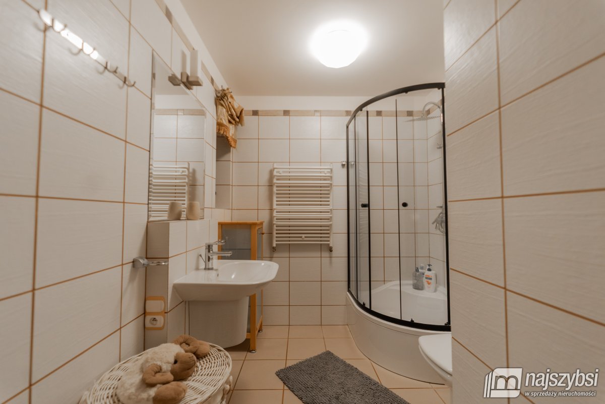 Goleniów- stylowa rezydencja z potencjałem inwesty (39)