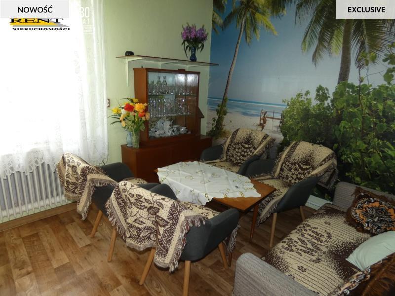 Dom -bliźniak  z  dużym ogrodem (5)