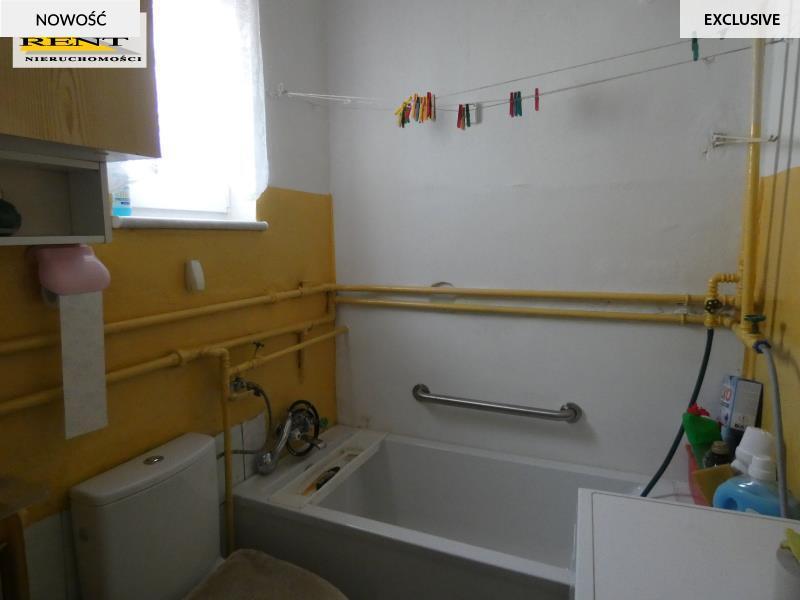 Dom -bliźniak  z  dużym ogrodem (8)