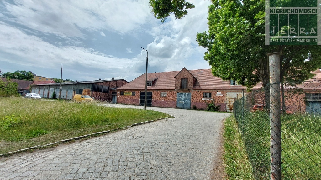 Działka komercyjna z zabudowaniami w centrum! (1)