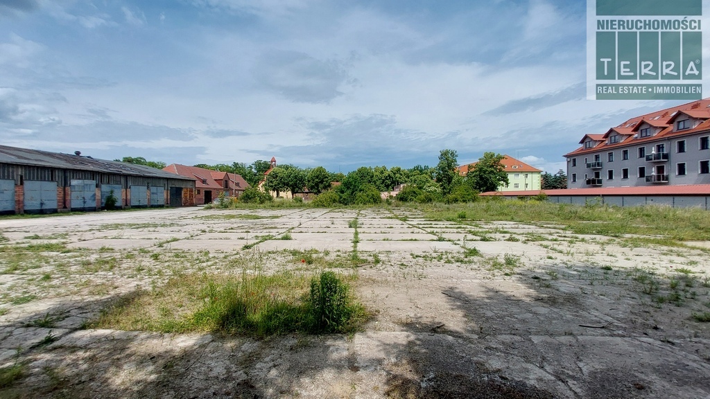Działka komercyjna z zabudowaniami w centrum! (12)
